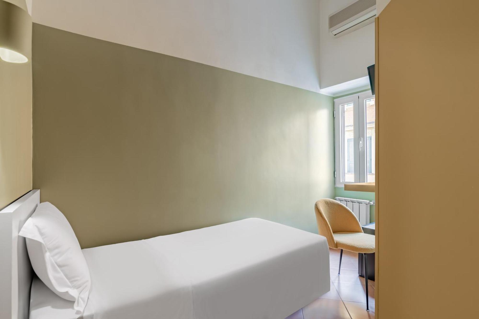 Hotel Infinito - Gruppo Blam Hotels Рим Экстерьер фото